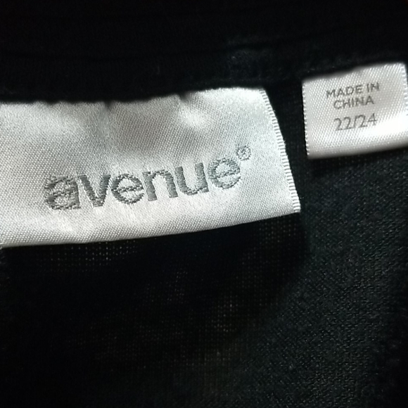 Tunic - Picture 2 of 3